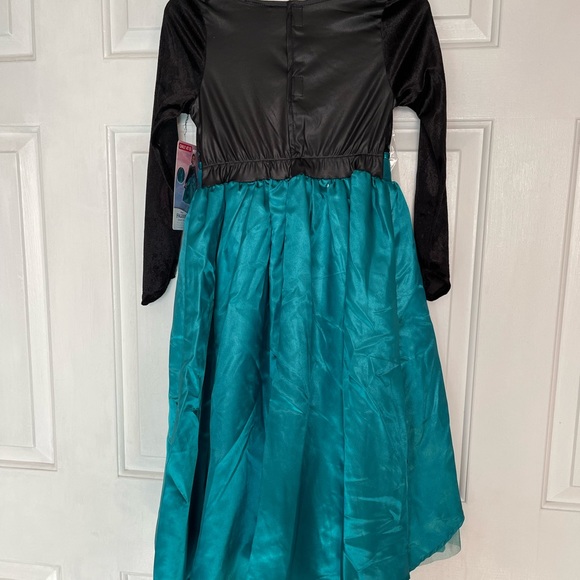 Disney Frozen II Queen Anna  Dress - Deluxe Child Costume (Size M 7-8) NEW - Picture 9 of 9